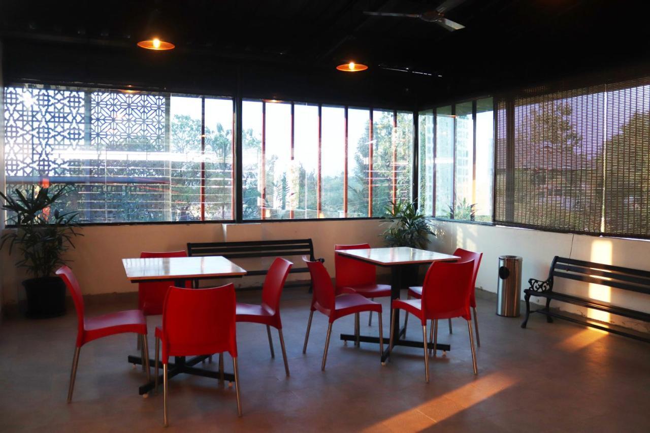 ลาเวนเดอร์ อินโฟพาร์ค โกจิ Hotel Kochi ภายนอก รูปภาพ