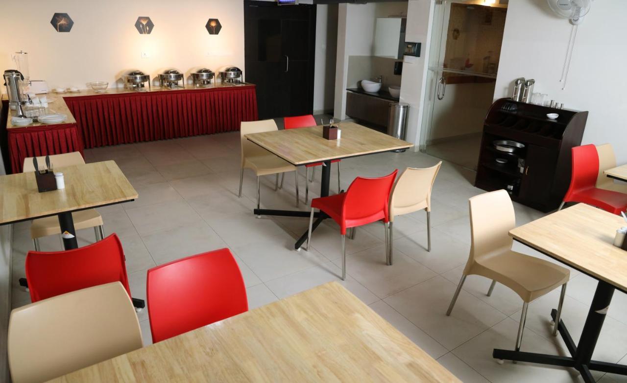 ลาเวนเดอร์ อินโฟพาร์ค โกจิ Hotel Kochi ภายนอก รูปภาพ